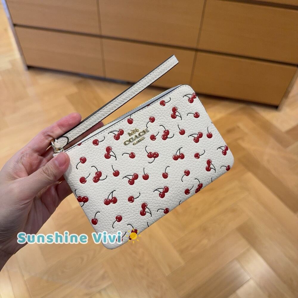 NWT Coach Corner Zip Wristlet With Cherry Print cex82 Gold/Chalk Multi
